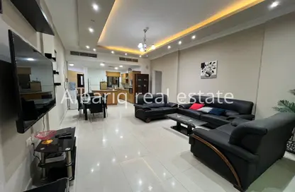 Apartment - 2 Bedrooms - 2 Bathrooms for rent in Al Juffair - Capital Governorate