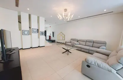 Villa - 3 Bedrooms - 5 Bathrooms for rent in Mahooz - Manama - Capital Governorate