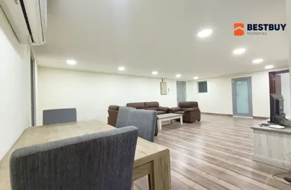 Apartment - 2 Bedrooms - 2 Bathrooms for rent in Al Juffair - Capital Governorate