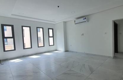 Apartment - 3 Bedrooms - 3 Bathrooms for rent in Hidd - Muharraq Governorate