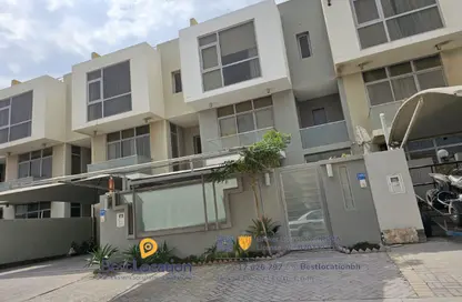 Villa - 5 Bedrooms - 5 Bathrooms for sale in Tubli - Central Governorate
