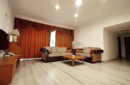 Apartment - 2 Bedrooms - 3 Bathrooms for rent in Sanabis - Manama - Capital Governorate