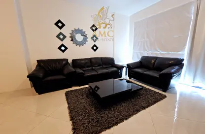 Apartment - 2 Bedrooms - 2 Bathrooms for rent in Al Juffair - Capital Governorate