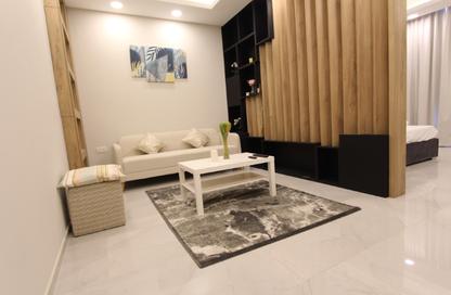 Apartment - Studio - 1 Bathroom for rent in Bu Ashira - Capital Governorate