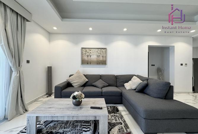 955130 - Property Image 2