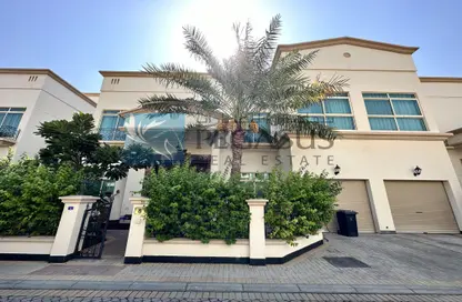 Outdoor House image for: Villa - 5 Bedrooms for rent in Jannusan - Northern Governorate, Image 1