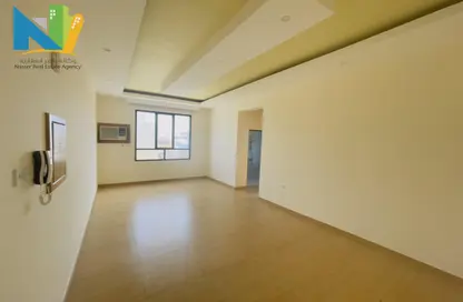 Empty Room image for: Apartment - 2 Bedrooms - 2 Bathrooms for rent in Alhajiyat - Riffa - Southern Governorate, Image 1