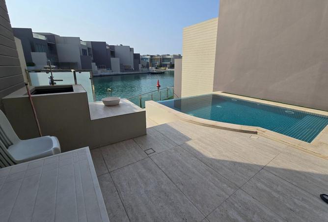954629 - Property Image 3