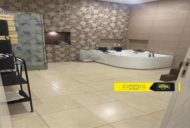 749536 - Property Image 2