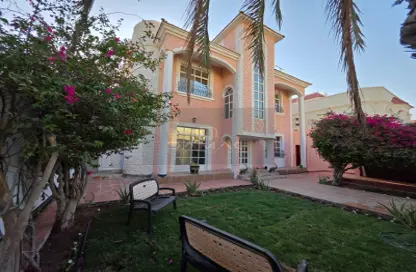 Villa - 7 Bedrooms - 6 Bathrooms for sale in A'Ali - Central Governorate