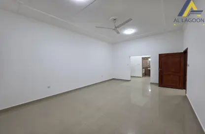 شقة - 3 غرف نوم - 3 حمامات للايجار في مدينة حمد - المحافظة الشمالية