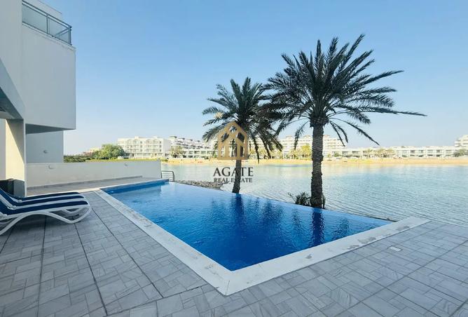 984056 - Property Main Image