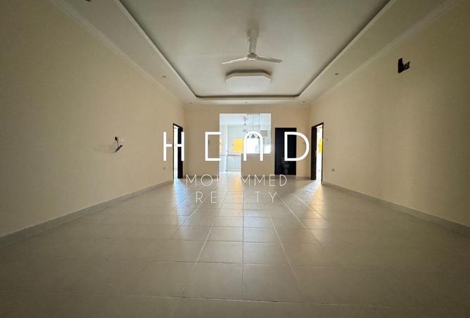 978957 - Property Image 2