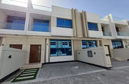 فيلا - 4 غرف نوم - 6 حمامات للبيع في سار - المحافظة الشمالية