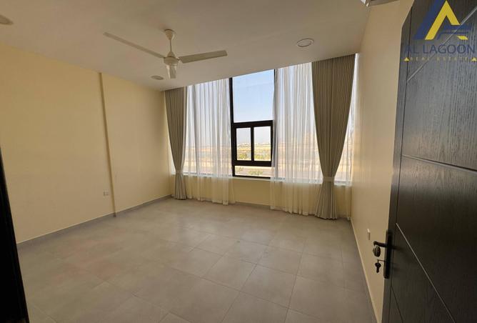 966217 - Property Image 3