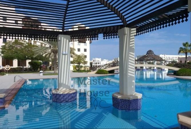 978063 - Property Image 2