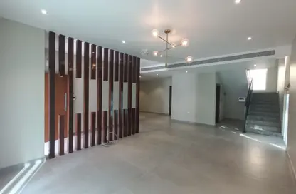 Villa - 3 Bedrooms - 4 Bathrooms for rent in Janabiya - Northern Governorate