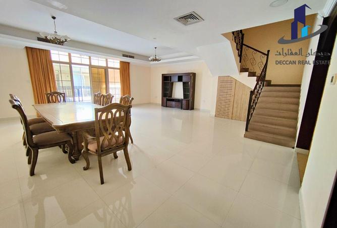 962609 - Property Image 2