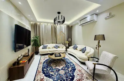 شقة - 3 غرف نوم - 4 حمامات للايجار في البسيتين - المحرق