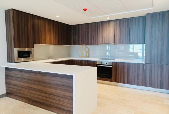 978189 - Property Image 2