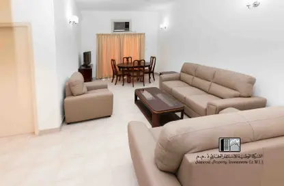 Living / Dining Room image for: Apartment - 1 Bedroom - 1 Bathroom for rent in Exhibition Road - Hoora - Capital Governorate, Image 1