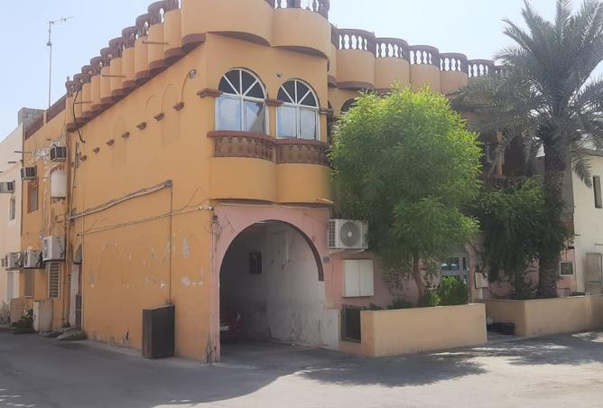 958839 - Property Image 2