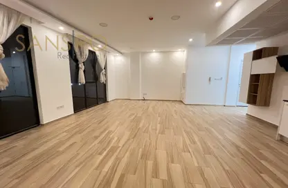 Apartment - 2 Bedrooms - 2 Bathrooms for rent in Janabiya - Northern Governorate