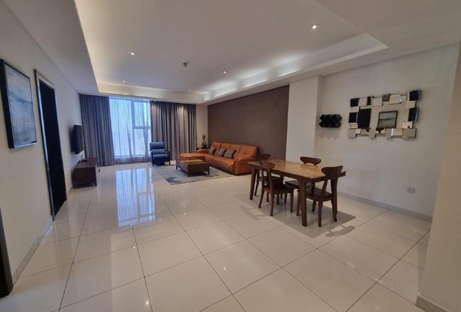 Apartment - 2 Bedrooms - 3 Bathrooms for rent in Al Juffair - Capital Governorate