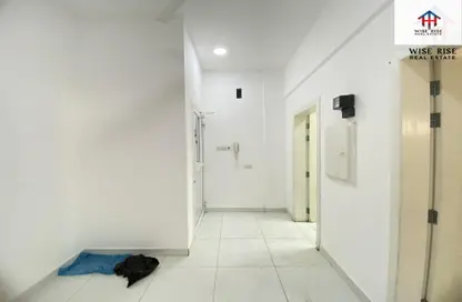 Apartment - 1 Bedroom - 1 Bathroom for rent in Segaya - Manama - Capital Governorate