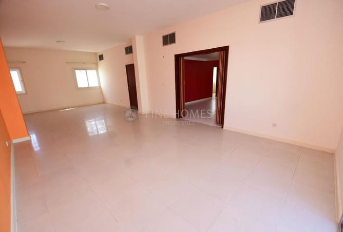 970472 - Property Image 3