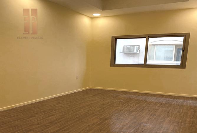 966511 - Property Image 2