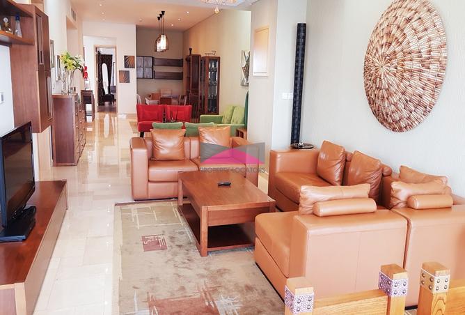 987815 - Property Main Image