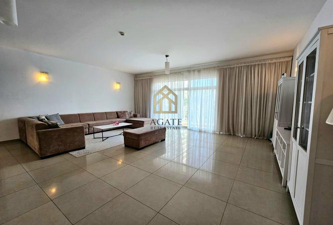 956595 - صورة العقار 2