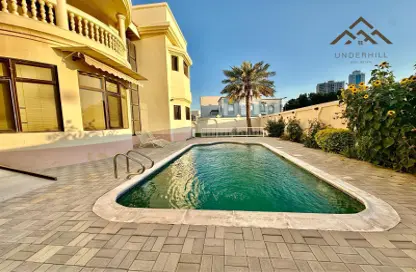 صورة لـ حوض سباحة فيلا - 6 غرف نوم - 7 حمامات للبيع في الزنج - المنامة - محافظة العاصمة ، صورة رقم 1