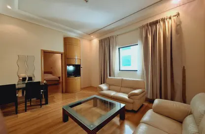 Apartment - 1 Bedroom - 1 Bathroom for rent in Al Juffair - Capital Governorate