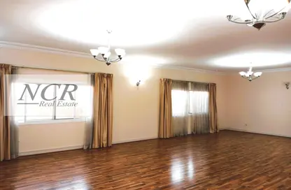 Empty Room image for: Villa - 3 Bedrooms - 3 Bathrooms for rent in Al Markh - Northern Governorate, Image 1