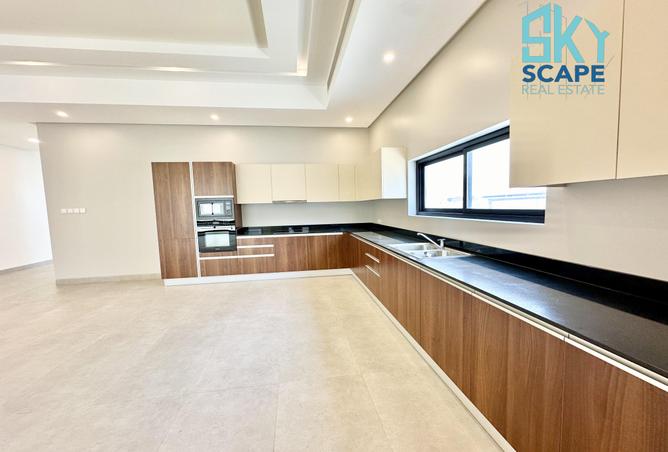 976255 - Property Image 2