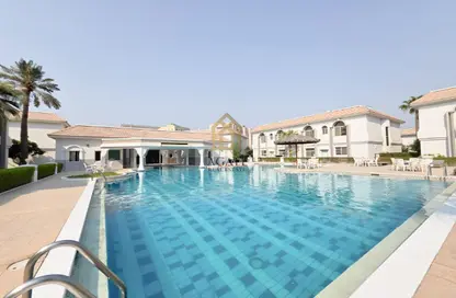 Villa - 4 Bedrooms - 4 Bathrooms for rent in Mahooz - Manama - Capital Governorate