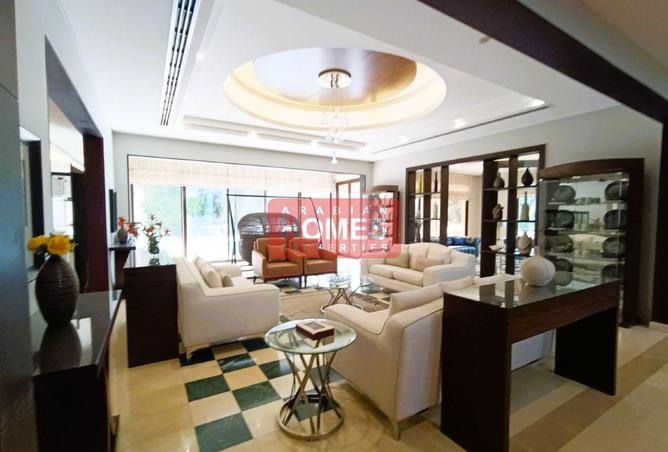 984428 - Property Image 3