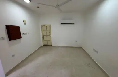 Apartment - Studio - 1 Bathroom for rent in Busaiteen - Muharraq Governorate