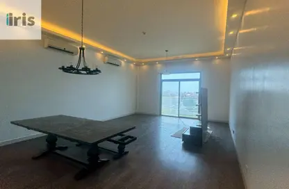 Apartment - 3 Bedrooms - 4 Bathrooms for rent in Karbabad - Manama - Capital Governorate
