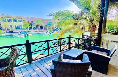 فيلا - 3 غرف نوم - 4 حمامات للايجار في مدينة المرسى - أمواج - المحرق