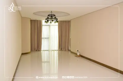 Apartment - 2 Bedrooms - 2 Bathrooms for rent in Seef - Capital Governorate