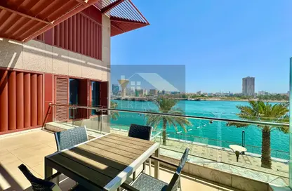 Apartment - 1 Bedroom - 2 Bathrooms for sale in Reef Island - Capital Governorate