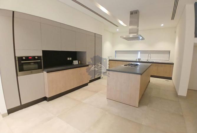 921574 - Property Image 3