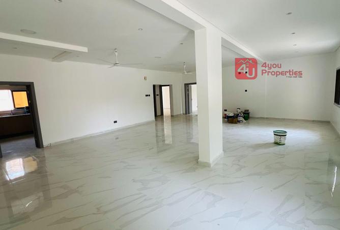 962383 - Property Image 3