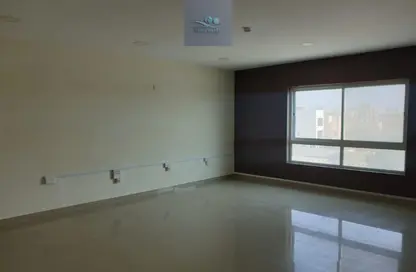 مكتب - استوديو - 2 حمامات للايجار في توبلي - المحافظة الوسطى