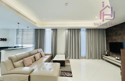 Apartment - 2 Bedrooms - 3 Bathrooms for rent in Al Juffair - Capital Governorate