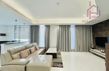 Apartment - 2 Bedrooms - 3 Bathrooms for rent in Al Juffair - Capital Governorate