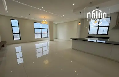Empty Room image for: Apartment - 2 Bedrooms - 2 Bathrooms for rent in A'Ali - Central Governorate, Image 1